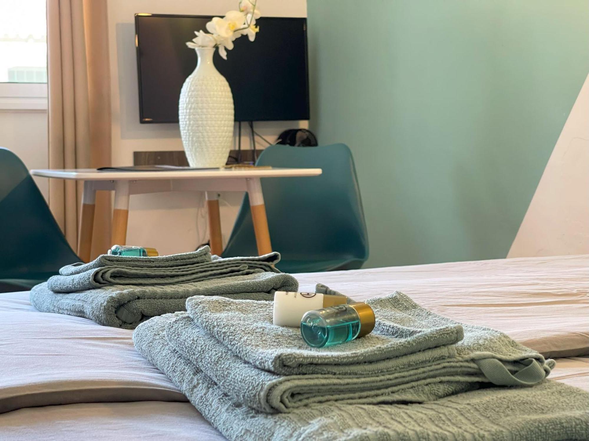 La Casa De Familia Bed & Breakfast Malaga Ngoại thất bức ảnh